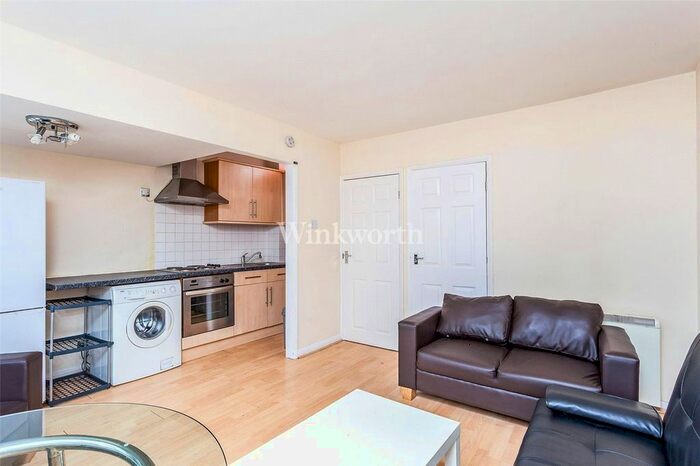 1 Bedroom Flat To Rent In Highfield Road, London, NW11