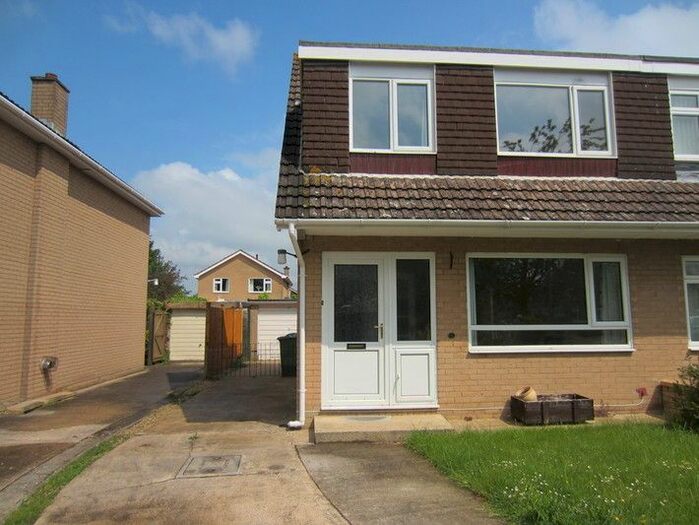 3 Bedroom Semi-Detached House To Rent In Pine Close, Street, Street, BA16