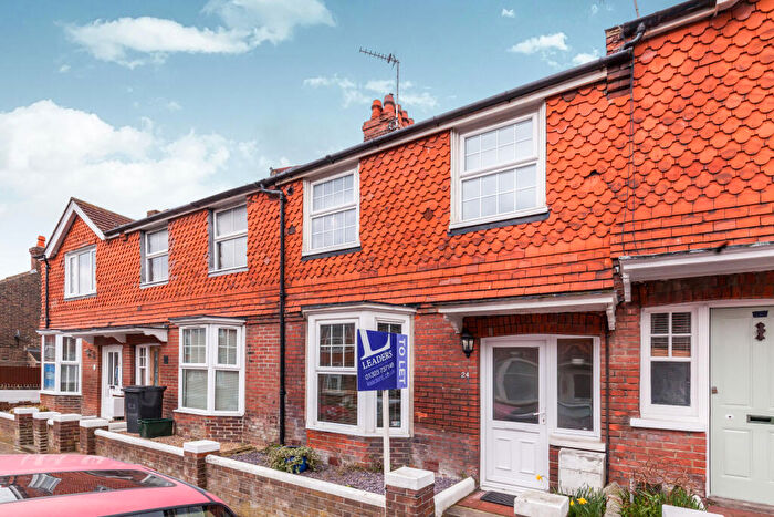 2 Bedroom Terraced House To Rent In St Georges Road, BN22