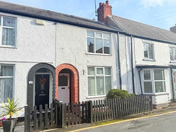2 Bedroom Terraced House For Sale In Pinfold Lane, Scartho, Grimsby, DN33