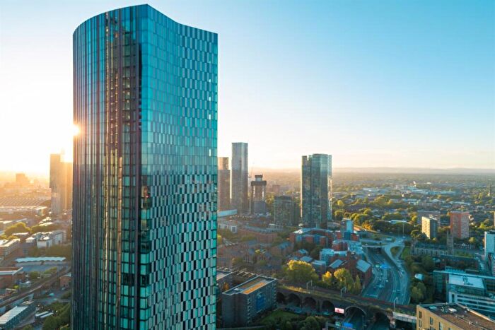 1 Bedroom Apartment For Sale In Vista River Tower, M3