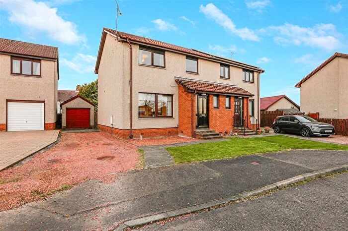 3 Bedroom Semi-Detached House For Sale In The Meadows, Coalsnaughton, Tillicoultry, Clackmannanshire, FK13