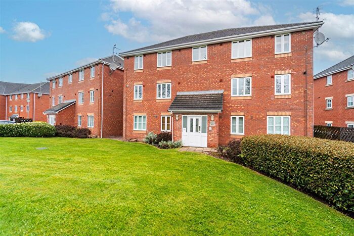 2 Bedroom Flat For Sale In Westminster Place, Birmingham, B31