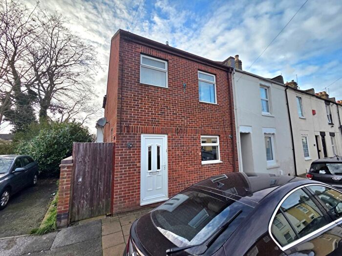 3 Bedroom House To Rent In Leonard Road, Gosport, PO12