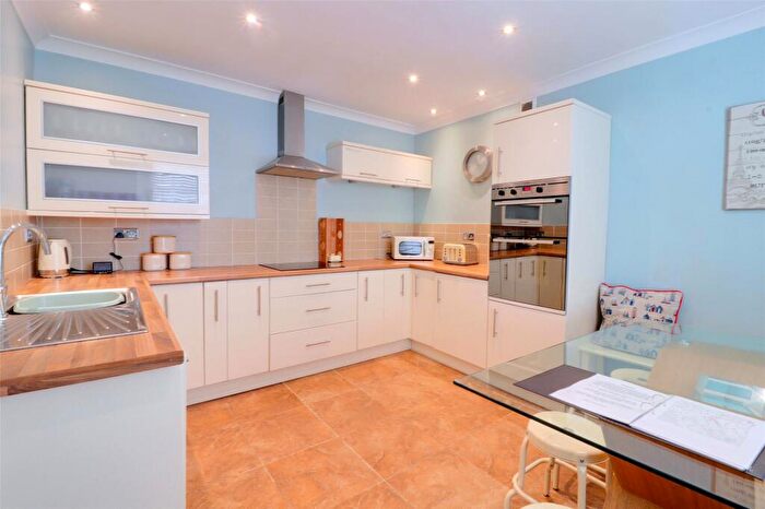 6 Bedroom Terraced House For Sale In Regent Place, Ilfracombe, Devon, EX34