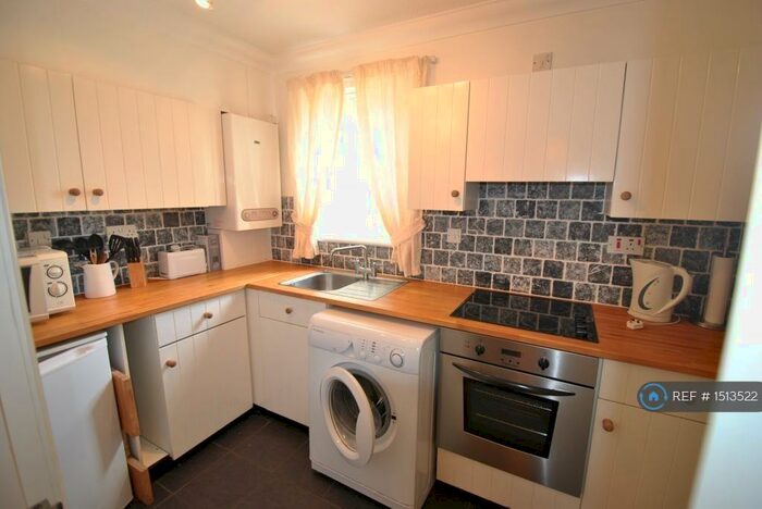 1 Bedroom Flat To Rent In South Scotstoun, South Queensferry, EH30
