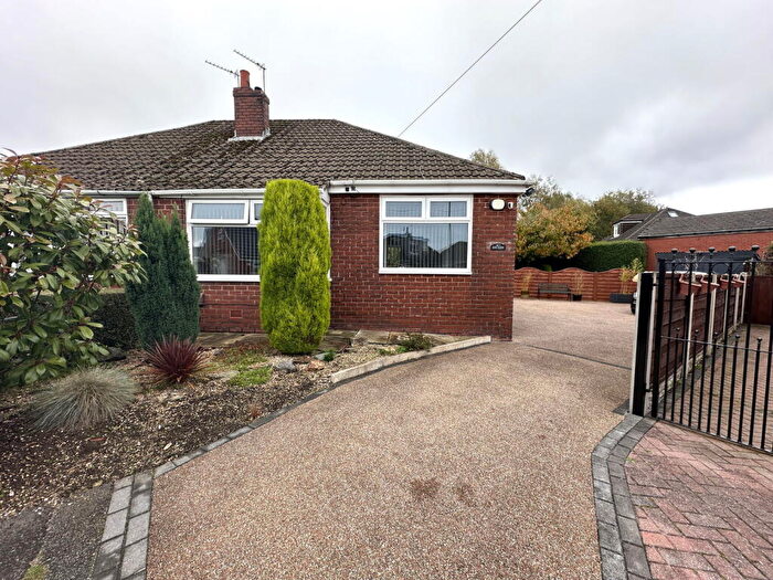 2 Bedroom Semi-Detached Bungalow For Sale In Strand Way, Royton, Oldham, OL2