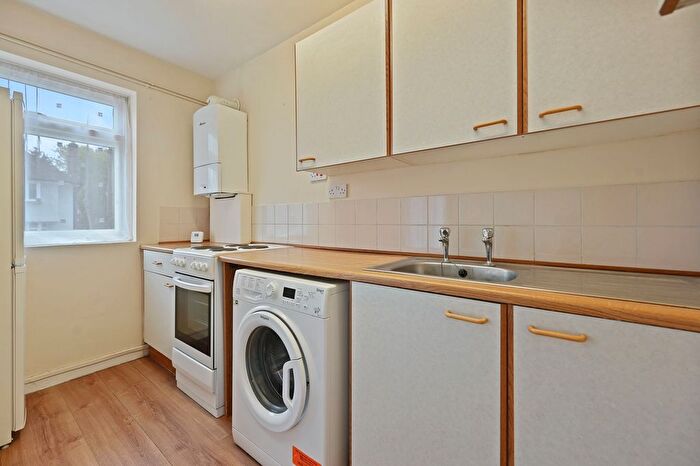 1 Bedroom Studio To Rent In Grange Road, Sutton, SM2