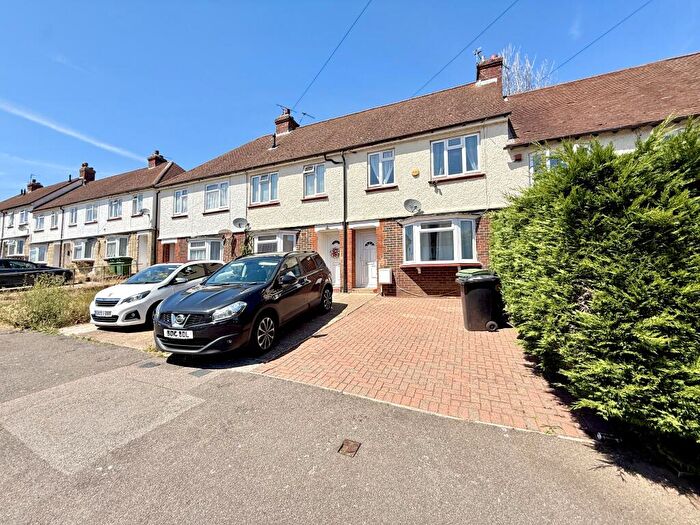 3 Bedroom Terraced House To Rent In Beaumont Road, ME16