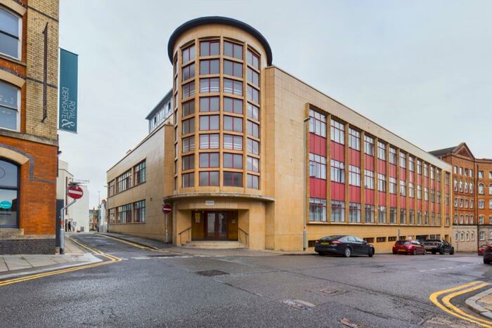 2 Bedroom Flat To Rent In Guildhall Road, Northampton, NN1