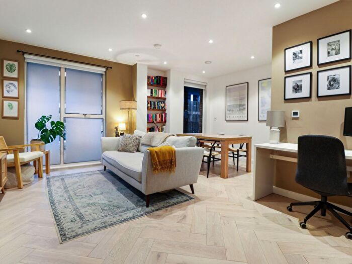 1 Bedroom Flat For Sale In Ravensbury Terrace, London, SW18