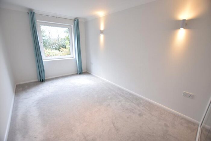 1 Bedroom Flat To Rent In Madeira Road, Bournemouth, BH1
