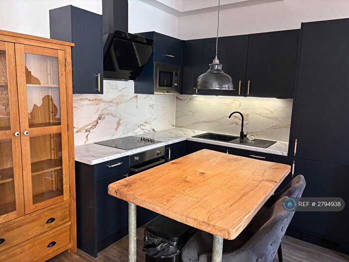 1 Bedroom Flat To Rent In Dunster Street, Northampton, NN1