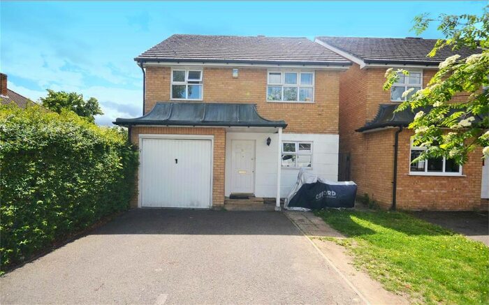 4 Bedroom Detached House To Rent In Hillary Drive, Isleworth, TW7