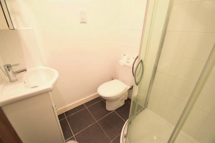 2 Bedroom Flat To Rent In Claremont Gardens, Whitley Bay, NE26