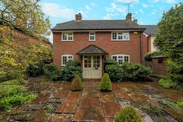 4 Bedroom Detached House For Sale In The Street, Swallowfield, Reading, RG7