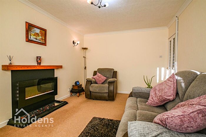 2 Bedroom Semi-Detached Bungalow For Sale In Doodstone Avenue, Lostock Hall, Preston, PR5