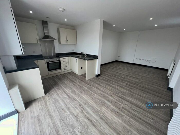2 Bedroom Flat To Rent In James Block, Leicester, LE2