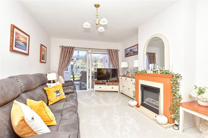 3 Bedroom Semi-Detached Bungalow For Sale In Hever Avenue, West Kingsdown, Sevenoaks, Kent, TN15