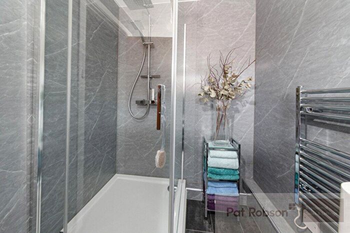 1 Bedroom Penthouse To Rent In Mariners Wharf, East Quayside, Newcastle Upon Tyne, Tyne And Wear, NE1