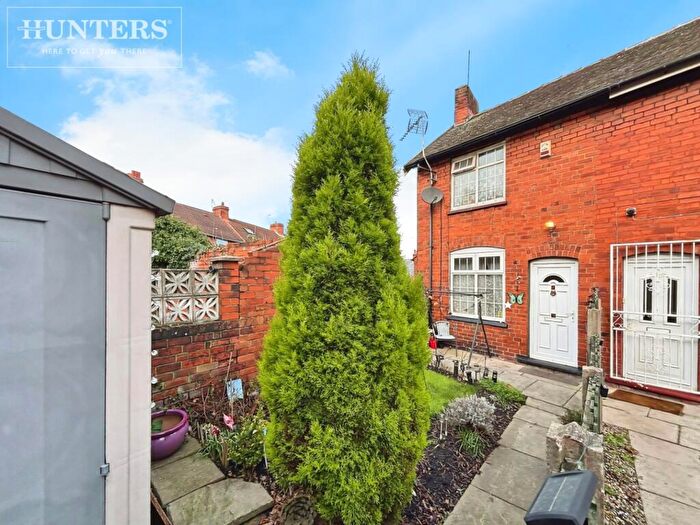 2 Bedroom End Of Terrace House For Sale In Firth Street, Barnsley, S71