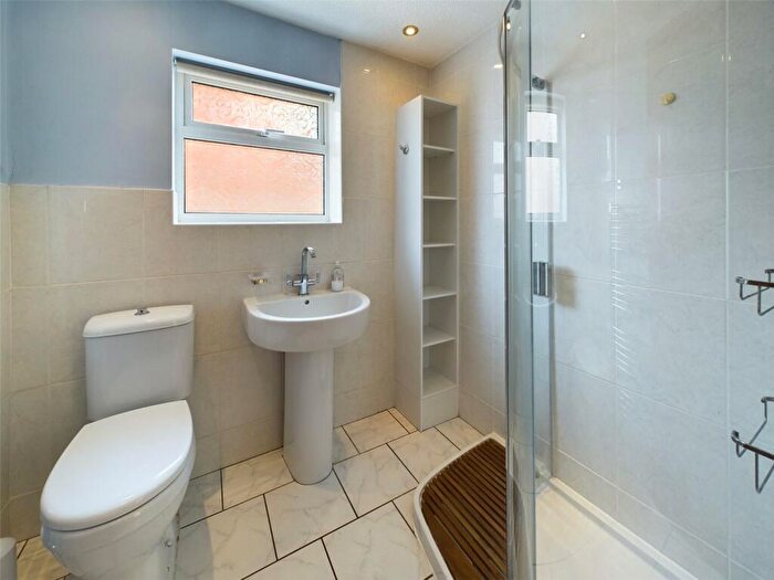 2 Bedroom Bungalow For Sale In Surfleet Close, Wollaton, Nottinghamshire, NG8