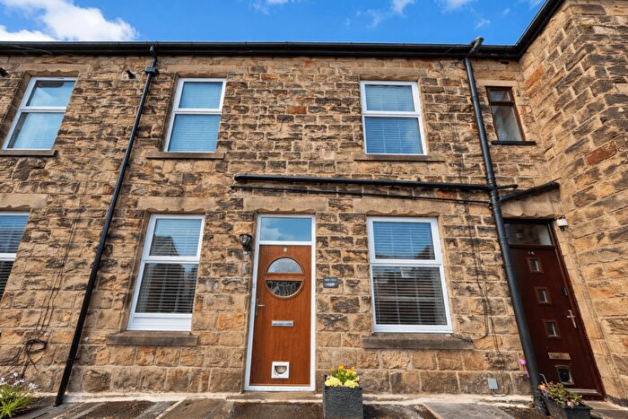 2 Bedroom Terraced House To Rent In North View, Menston, Ilkley, LS29
