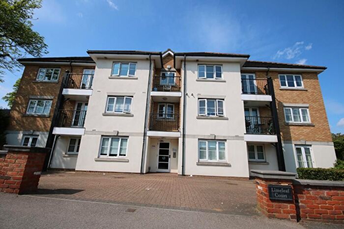 2 Bedroom Flat To Rent In Limeleaf Court, Hale Lane, Edgware, Middlesex, HA8