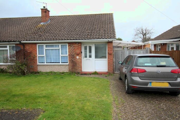 2 Bedroom Bungalow To Rent In Eastfield Close, Emsworth, Hampshire, PO10