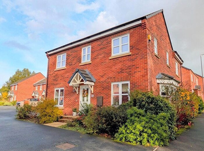 4 Bedroom Detached House For Sale In Lower Pingle Road, Ashbourne, DE6
