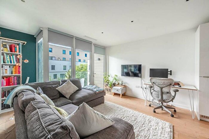 1 Bedroom Flat For Sale In Capitol Way, Colindale, London, NW9