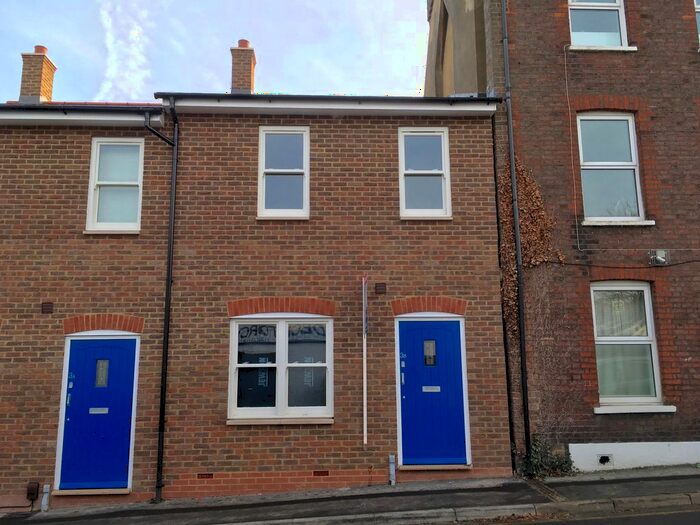 2 Bedroom Terraced House To Rent In Regent Street, Dunstable, LU6
