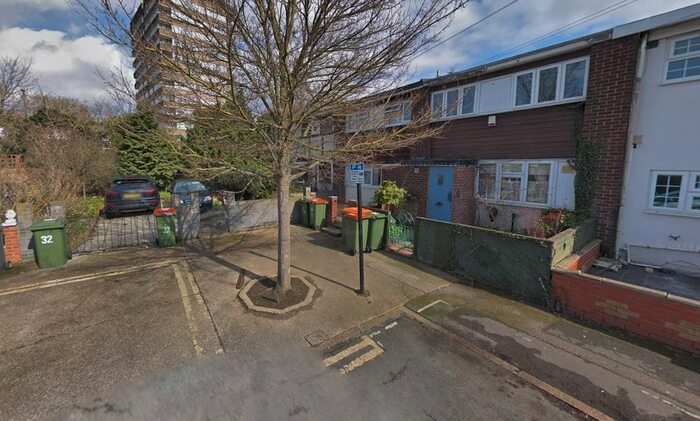 1 Bedroom Terraced House To Rent In Newman Road, London, E13