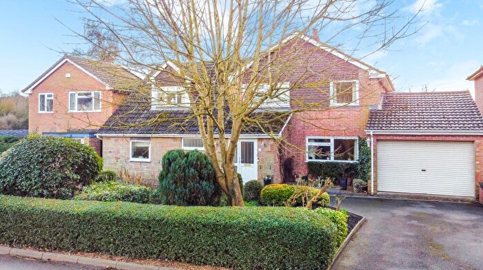 4 Bedroom Detached House For Sale In Main Street, Osgathorpe, LE12