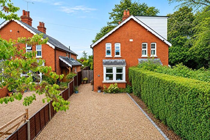 2 Bedroom Semi-Detached House For Sale In Coxheath Road, Church Crookham, Fleet, GU52