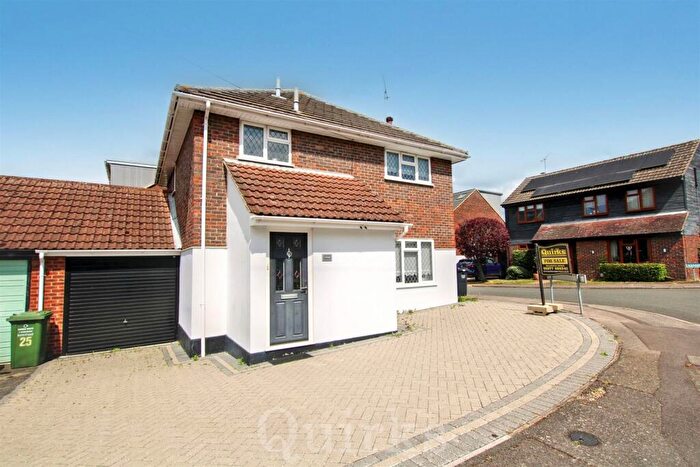 4 Bedroom Link Detached House For Sale In Belgrave Road, Billericay, CM12