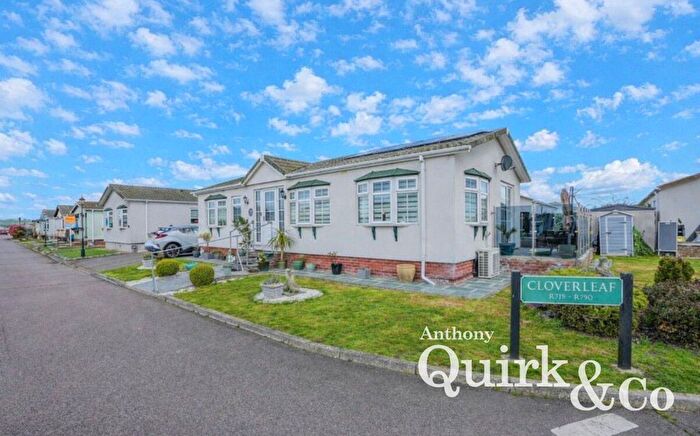 2 Bedroom Park Home For Sale In Creek Road, Canvey Island, SS8