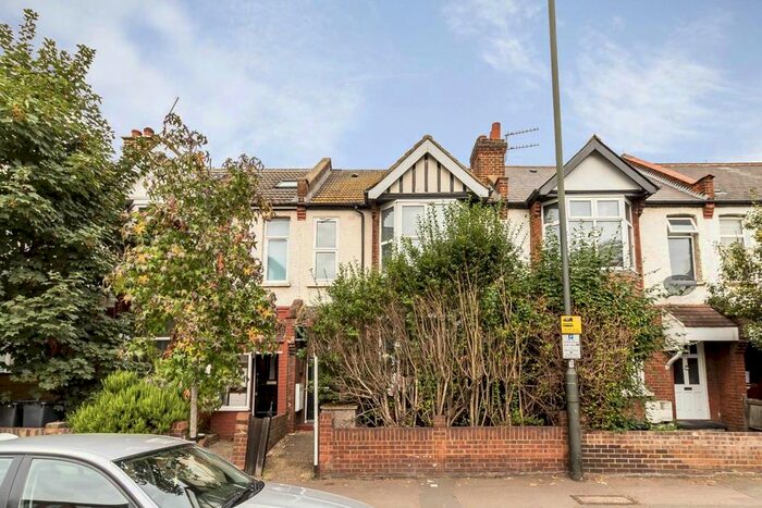 1 Bedroom Flat To Rent In Kingston Road, London, SW20