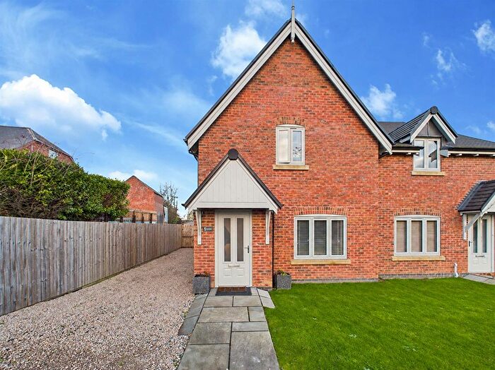 3 Bedroom Semi-Detached House For Sale In Stanwinsford, Queens Head, Oswestry, SY11