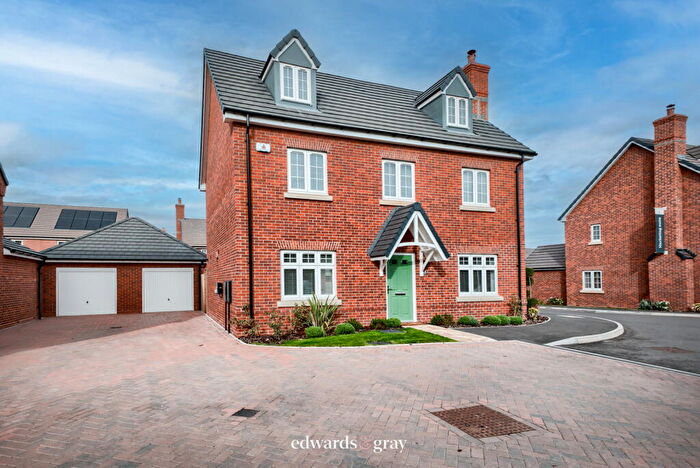 5 Bedroom Detached House For Sale In Edwin Gee Road, Kenilworth, CV8