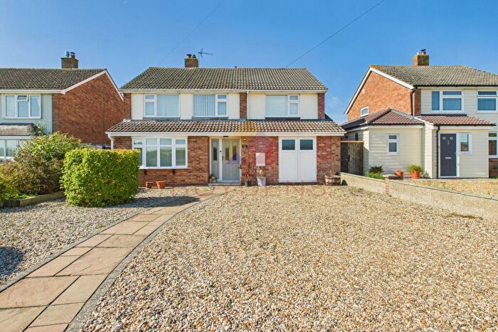 4 Bedroom Detached House For Sale In Church Road, Fordham, CO6