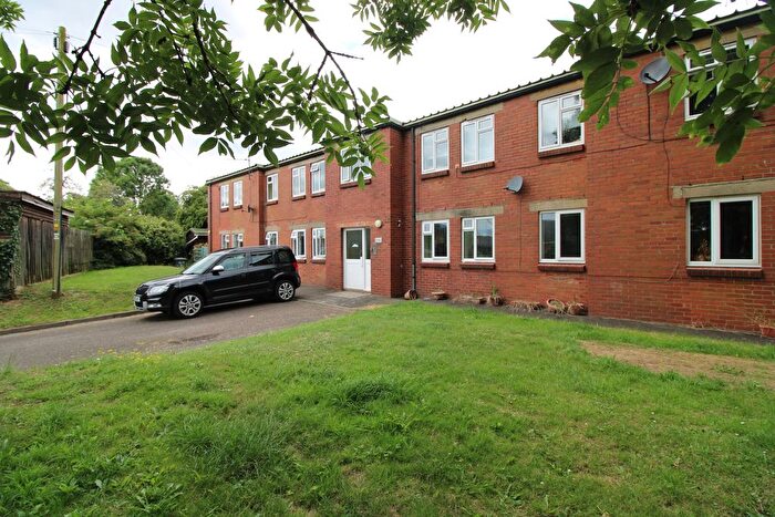 3 Bedroom Flat For Sale In Ash Tree Road, Caldicot, NP26