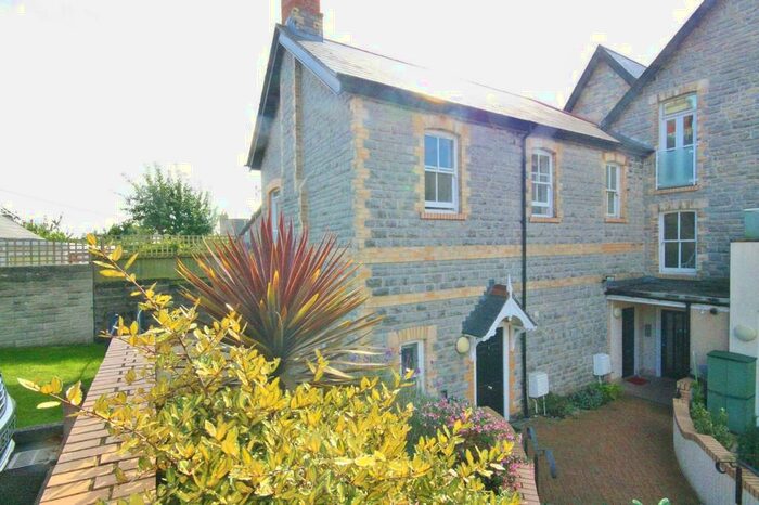 2 Bedroom Semi-Detached House To Rent In , Alexandra House, Beach Road, Penarth. Vale Of Glamorgan., CF64