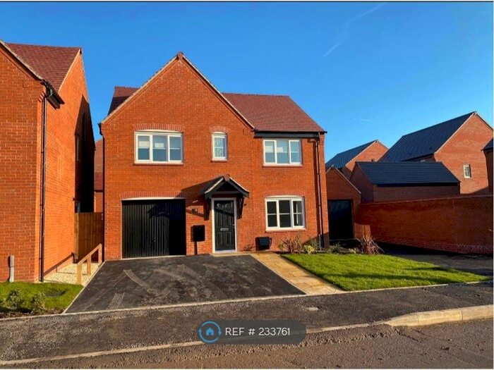 4 Bedroom Detached House To Rent In Kirby Drive, Chellaston, Derby, DE73