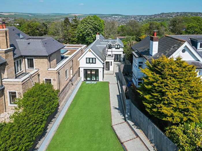 5 Bedroom Detached House For Sale In Dyke Road Avenue, Brighton, BN1