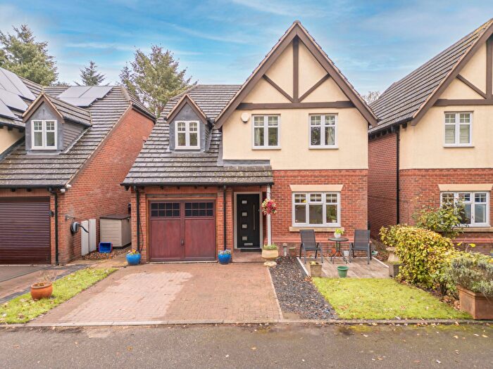 4 Bedroom Detached House For Sale In Westley Close, Birmingham, B28