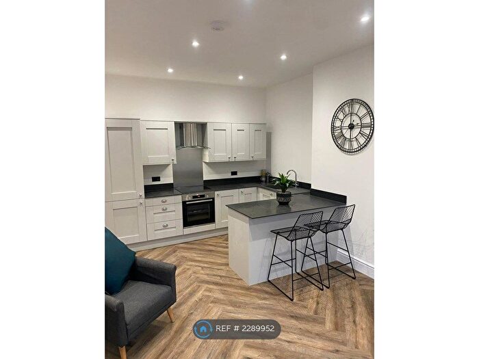 1 Bedroom Flat To Rent In Post Office Street, Altrincham, WA14