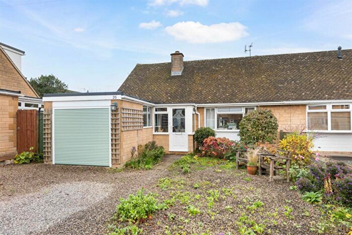 2 Bedroom Semi-Detached Bungalow For Sale In Meon Road, Mickleton, Chipping Campden, GL55