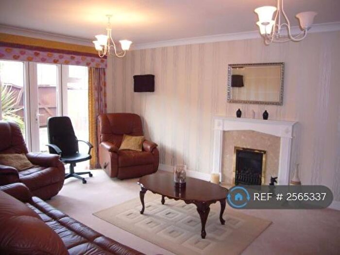 4 Bedroom Semi-Detached House To Rent In Kings Drive, Stoke Gifford, Bristol, BS34