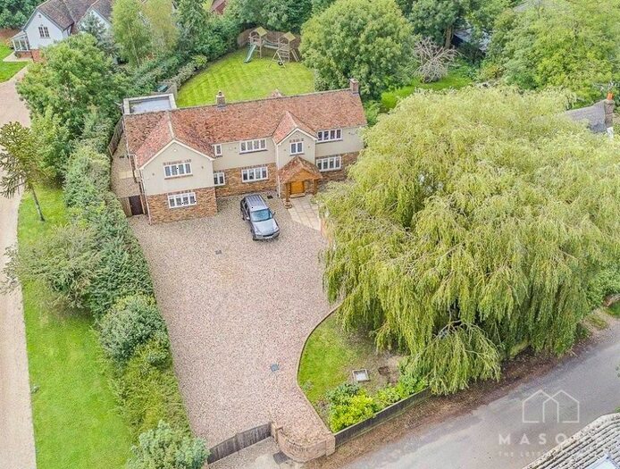 5 Bedroom Detached House To Rent In Wood End, Ardeley, SG1